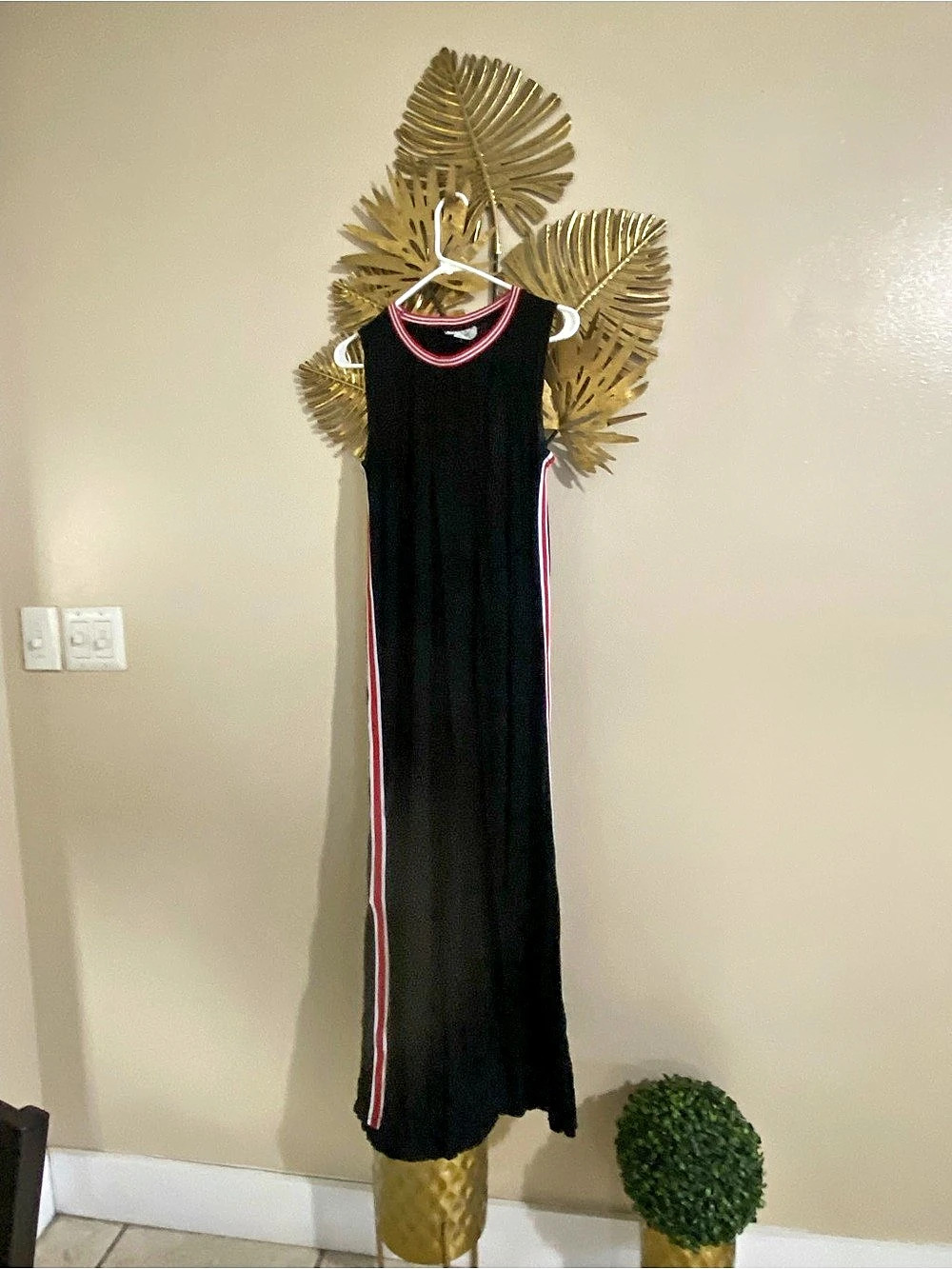 EXIST Color Block Maxi Dress in Black & Red Size Medium